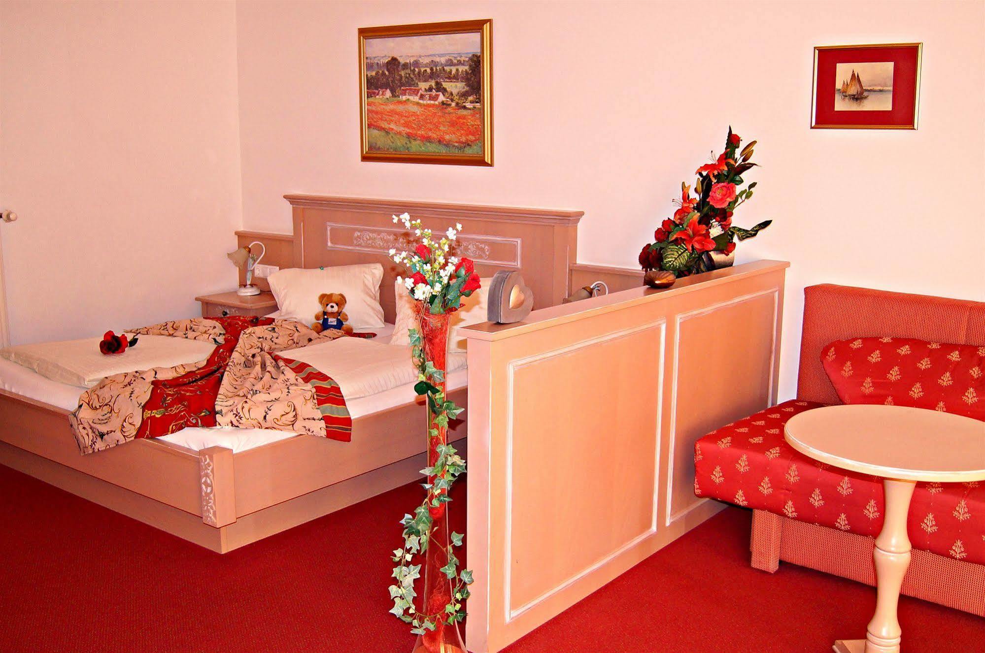 All Inclusive Hotel Sonnenhuegel Sattendorf Kültér fotó